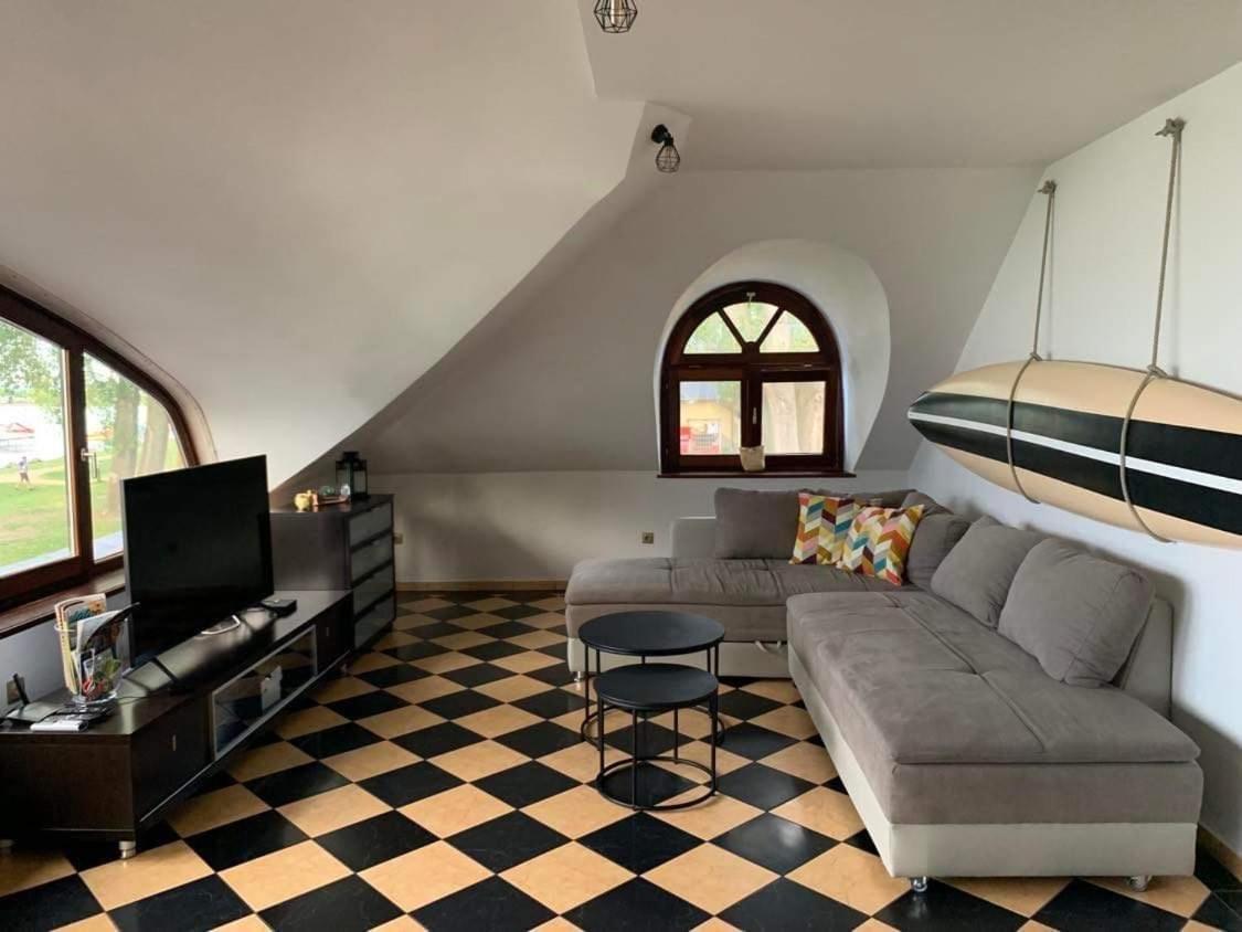 Szines Panorama Apartman Балатонлеле Екстериор снимка