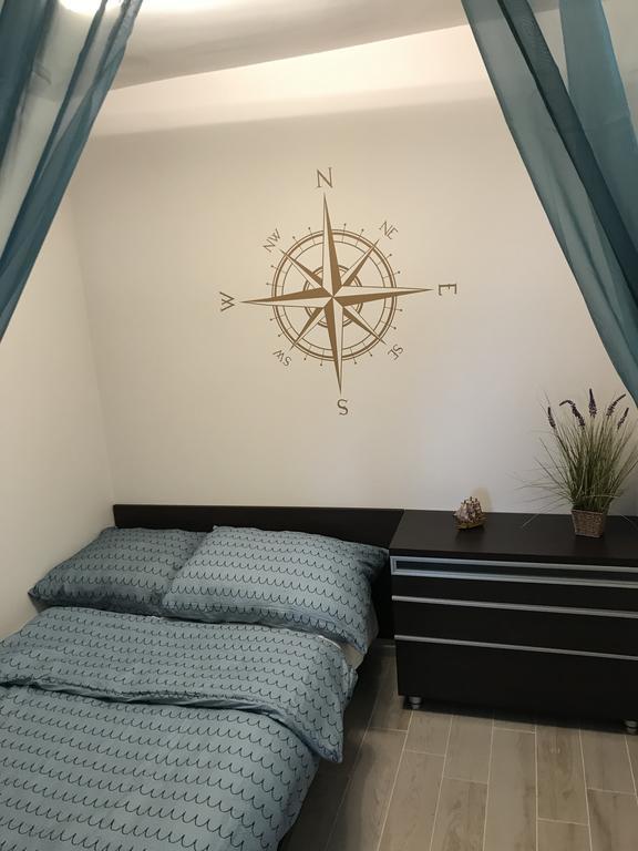 Szines Panorama Apartman Балатонлеле Екстериор снимка