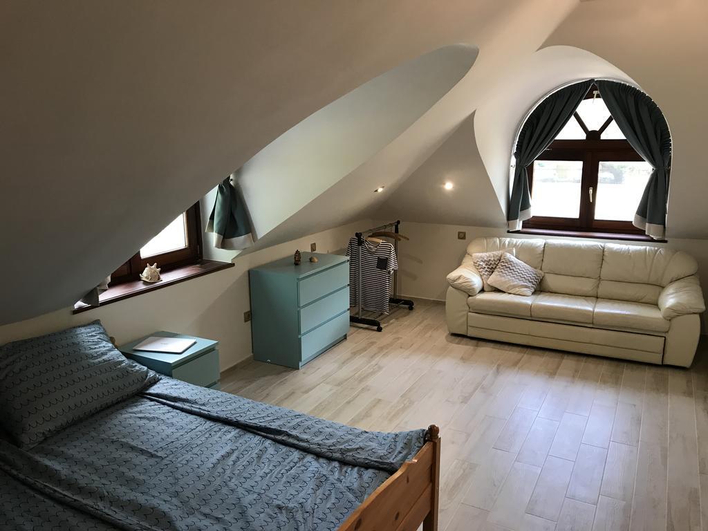 Szines Panorama Apartman Балатонлеле Екстериор снимка